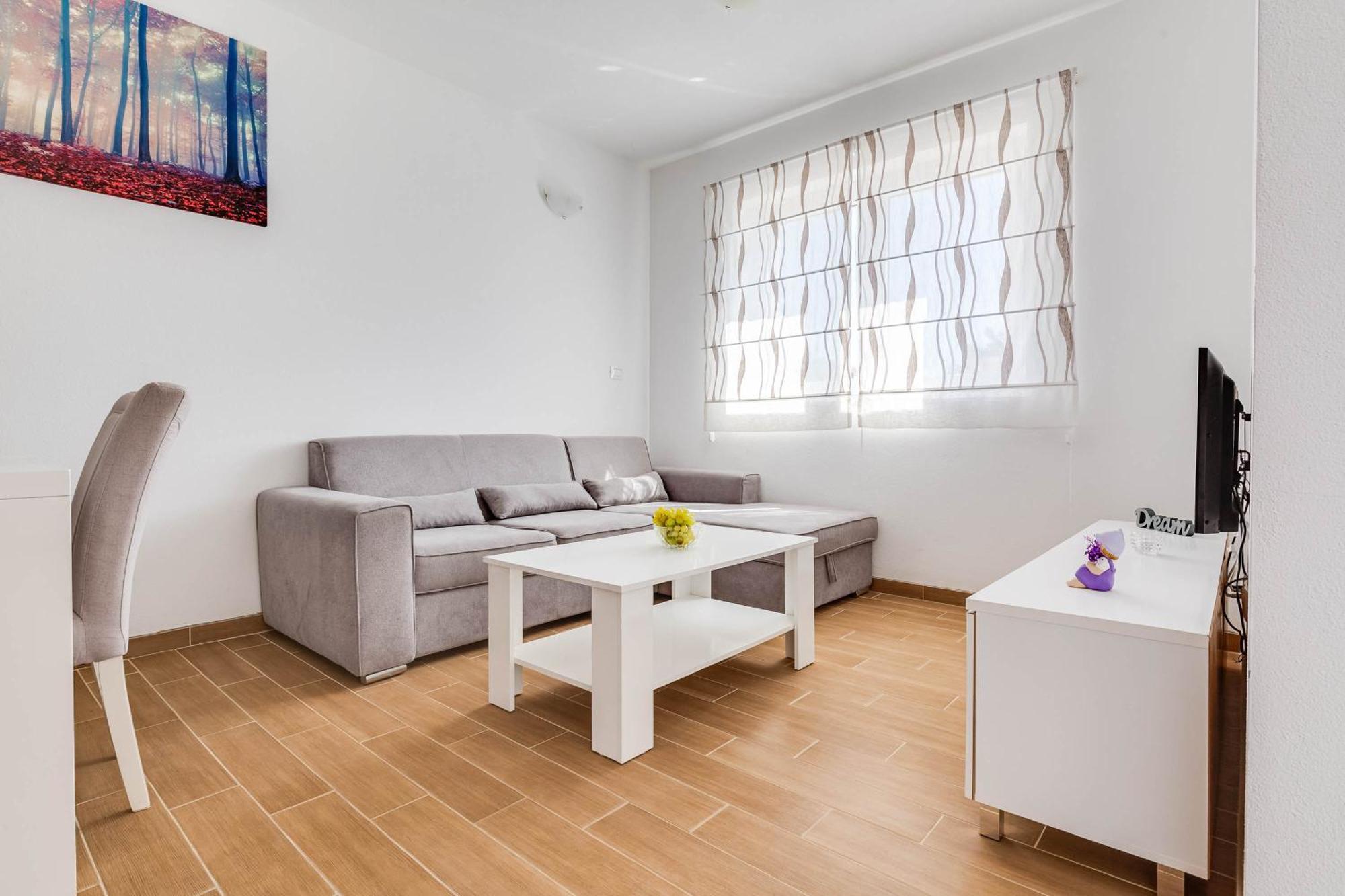 Apartmani Pocrnic Pakoštane Εξωτερικό φωτογραφία