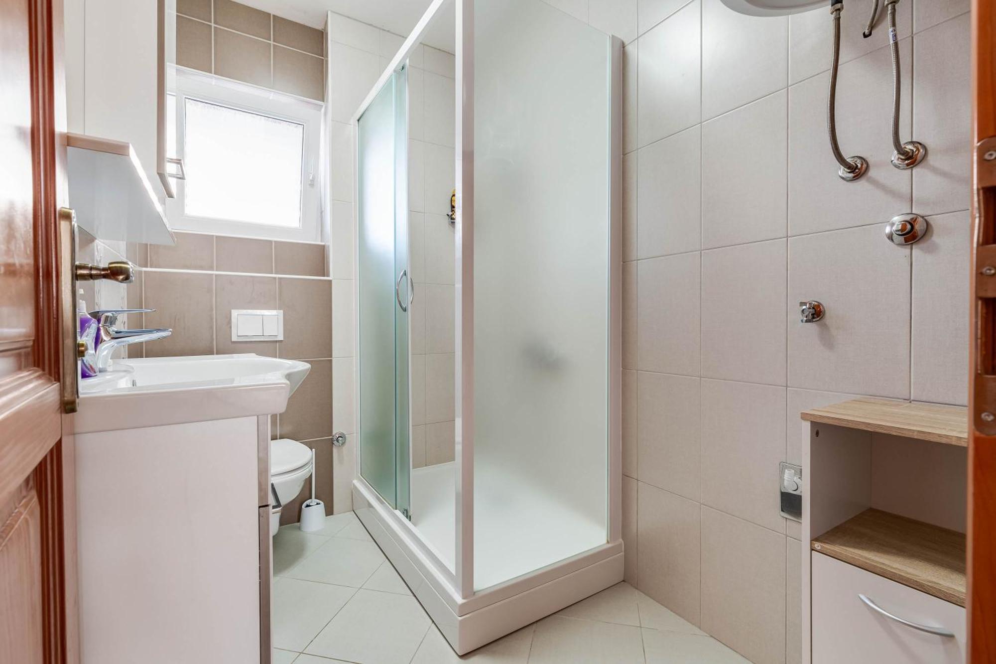 Apartmani Pocrnic Pakoštane Εξωτερικό φωτογραφία